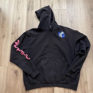 Adidas essentials OG heart box hoodie streetwear men’s XL boxy fit  fleece